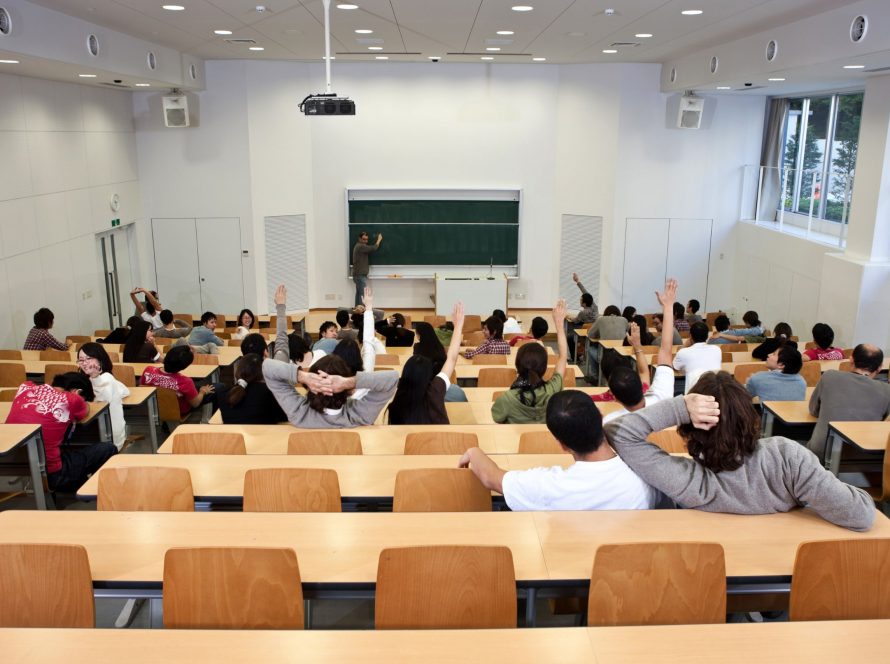 專門學校：以技能為核心，讓熱情成為專業