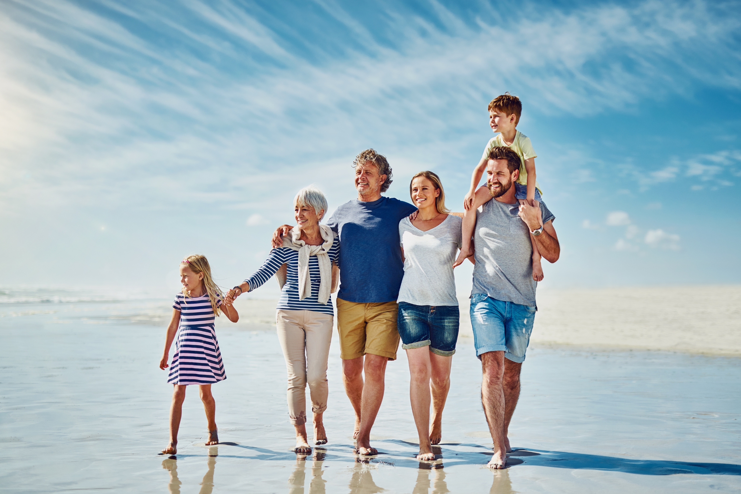 Best Multi-Generational Travel Destinations For The Whole Family (Toddlers To Grandparents)